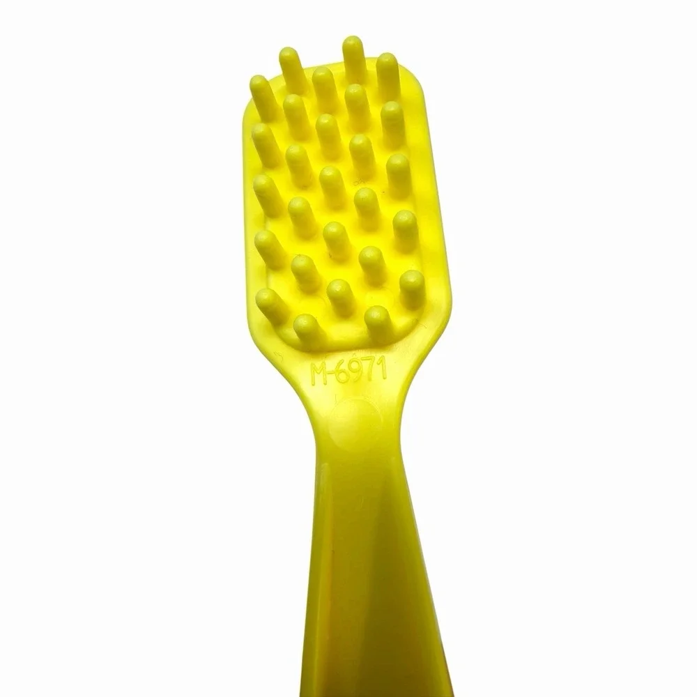 1980's Playskool Snugglebumms Yellow Brush‎ For 